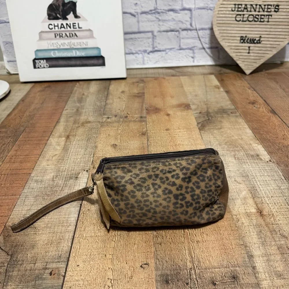 Double J Saddlery Brown Leopard Print Leather Make-up Pouch Has Flaw